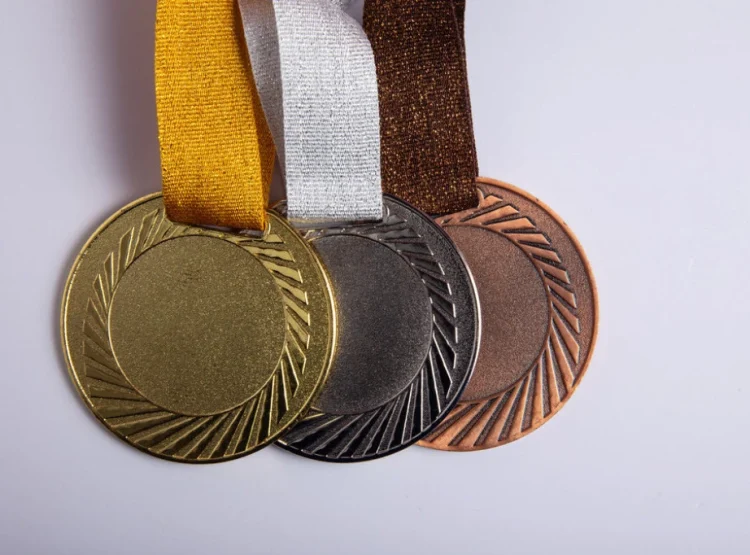 Foto: Shutterstock.com/Alen thien, ilustracija