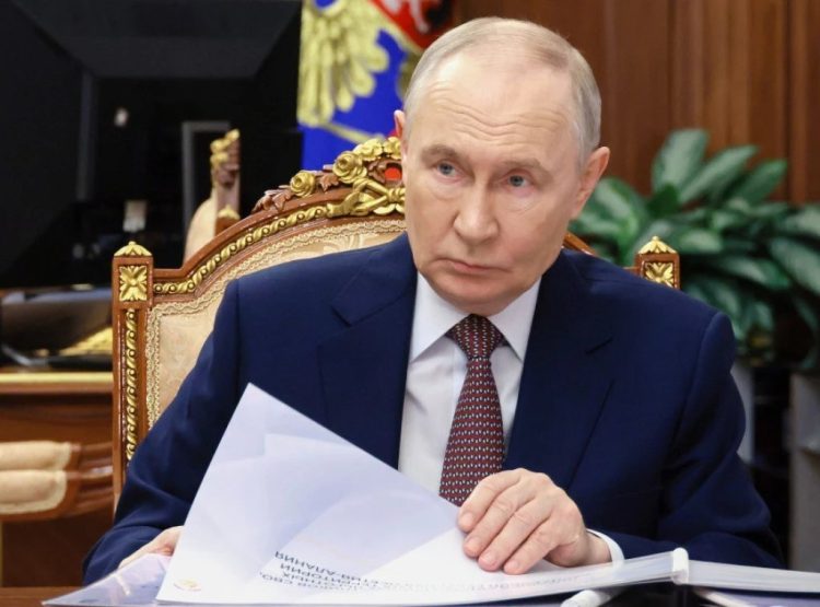 Foto: Sputnik, Kremlin Pool Photo via AP/Vyacheslav Prokofyev