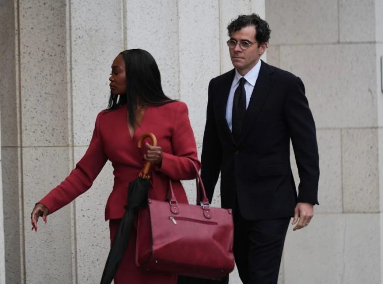 Foto: AP Photo/Damian Dovarganes