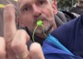 БРУКА И СРАМОТА! ОВО СУ ПРОФЕСОРИ БЛОКАДЕРИ КОЈИ НАМ ОБРАЗУЈУ ДЕЦУ! СРЕДЊИ ПРСТ И ПРОСТАКЛУК! (ВИДЕО)