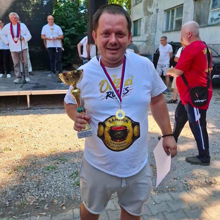 Оџачанин у Шапцу освојио прво место у такмичењу рибљег паприкаша