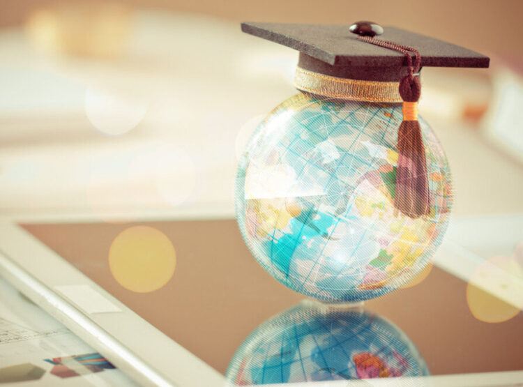 Foto: Shutterstock.com/smolaw, ilustarcija